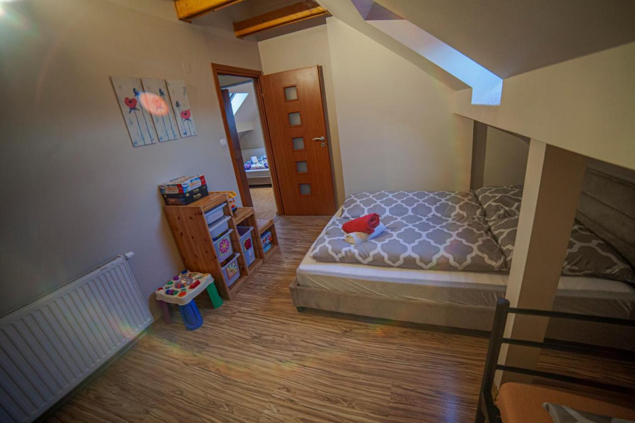 Apartamenty Przy Gorskich Rzekach Nowy Targ Esterno foto